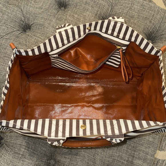 Henri Bendel Bag Large Canvas Striped Logo Tote Bag - Picture 12 of 17